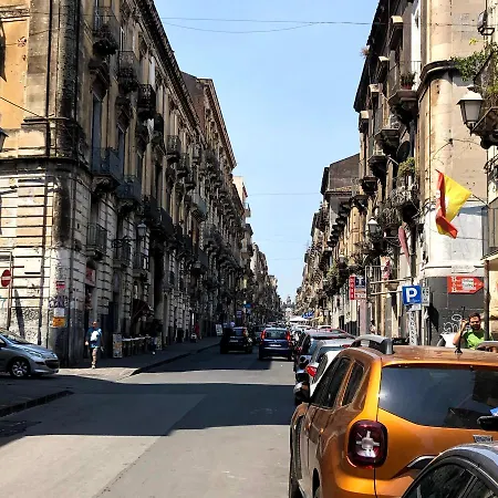 Villa Garibaldi 94- Intera Casa A 2 Passi Dal Duomo Catania Exterior foto
