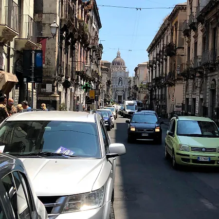 Villa Garibaldi 94- Intera Casa A 2 Passi Dal Duomo Catania Exterior foto